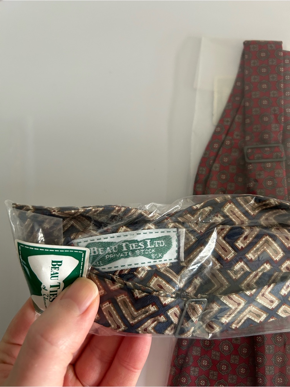 Beau Ties Ltd. of Vermont Two Printed Bow Ties - Silk - New in Package - Picture 4 of 4